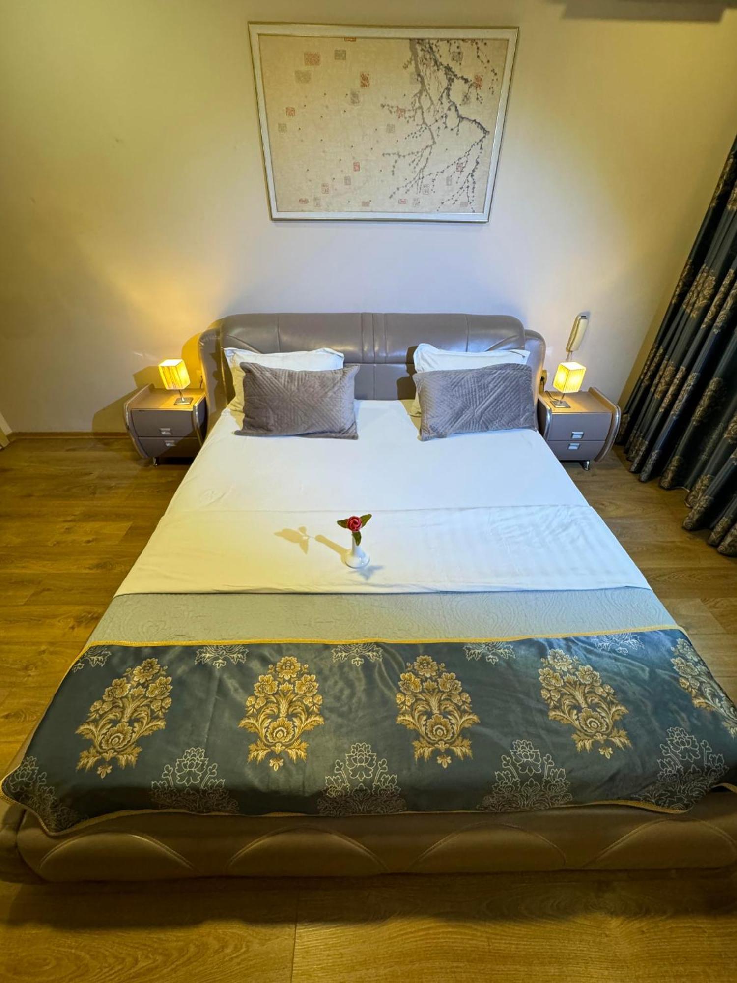 Park Hotel Tirana Yzberishti Eksteriør billede