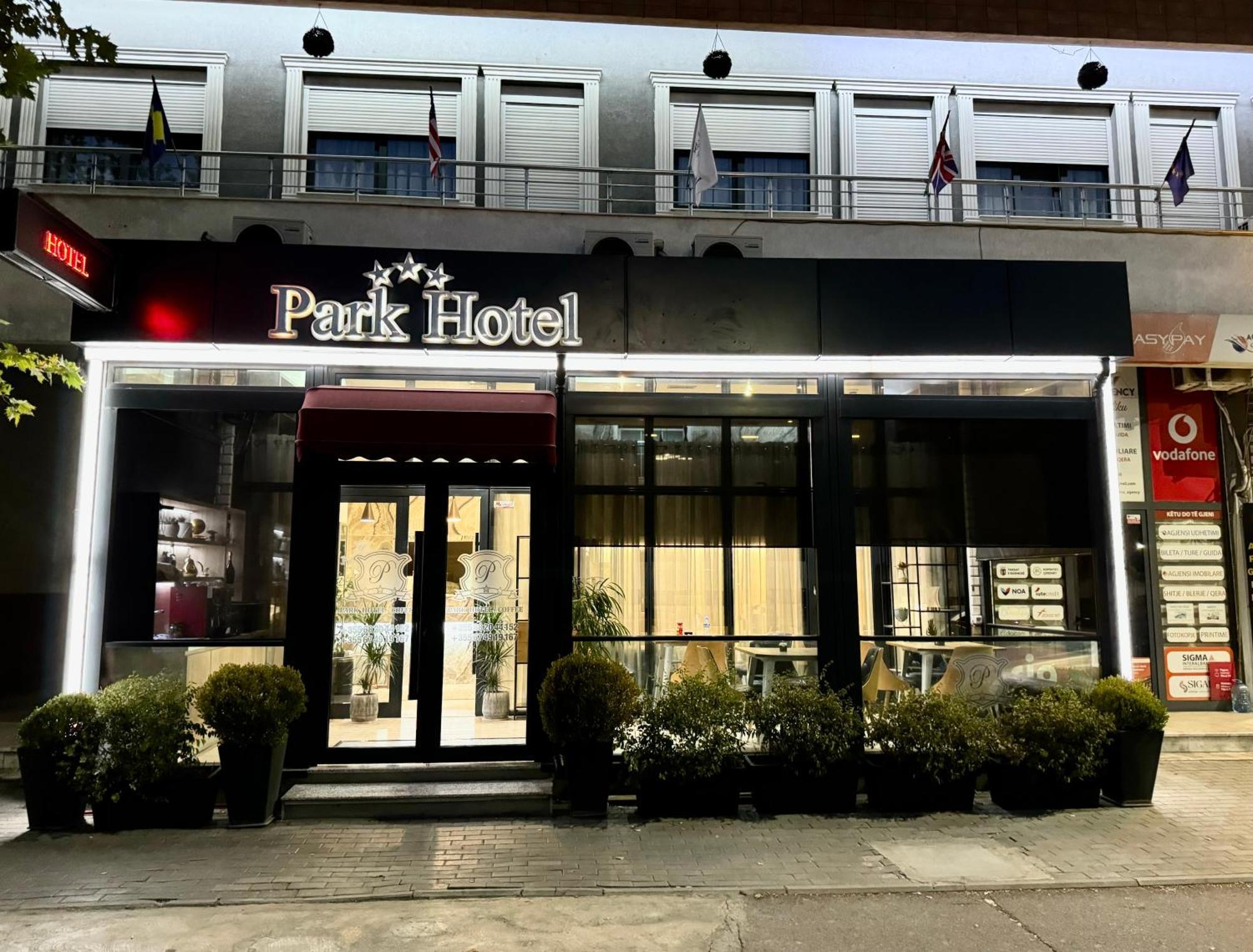 Park Hotel Tirana Yzberishti Eksteriør billede