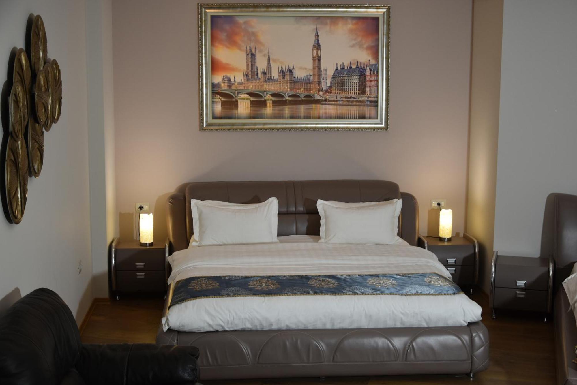 Park Hotel Tirana Yzberishti Eksteriør billede