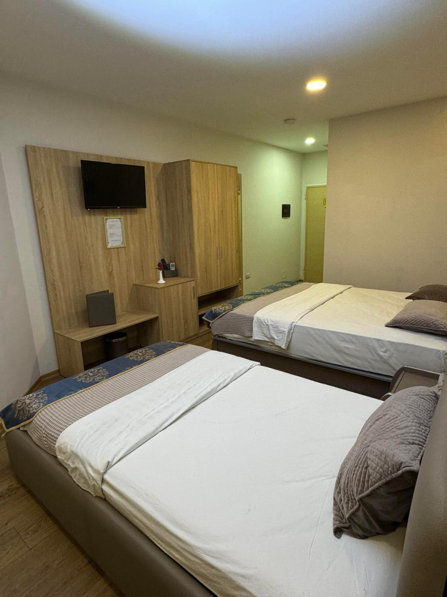 Park Hotel Tirana Yzberishti Eksteriør billede