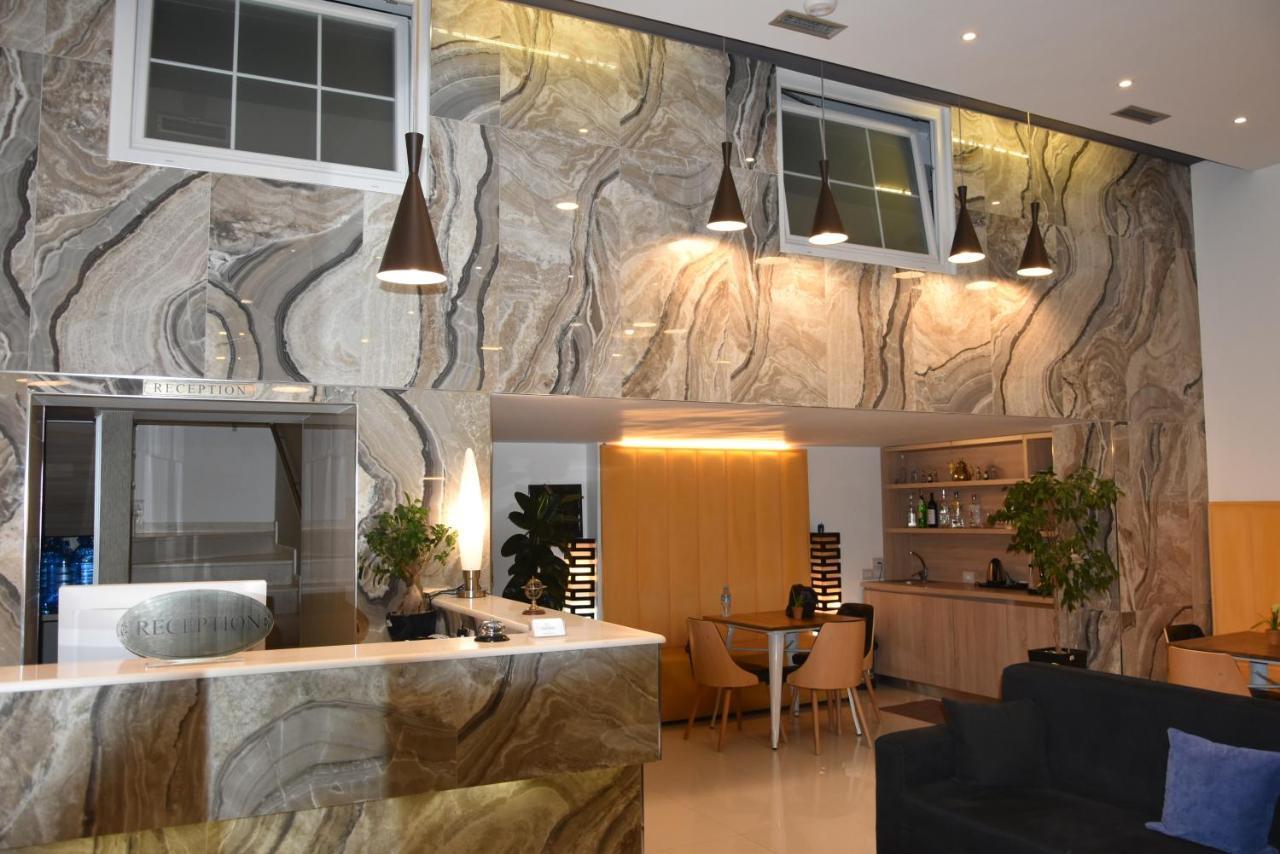 Park Hotel Tirana Yzberishti Eksteriør billede